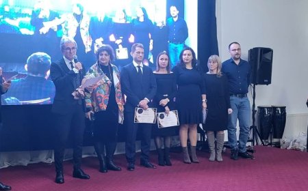 DOREL SĂNDESC ESTE MEDICUL ANULUI