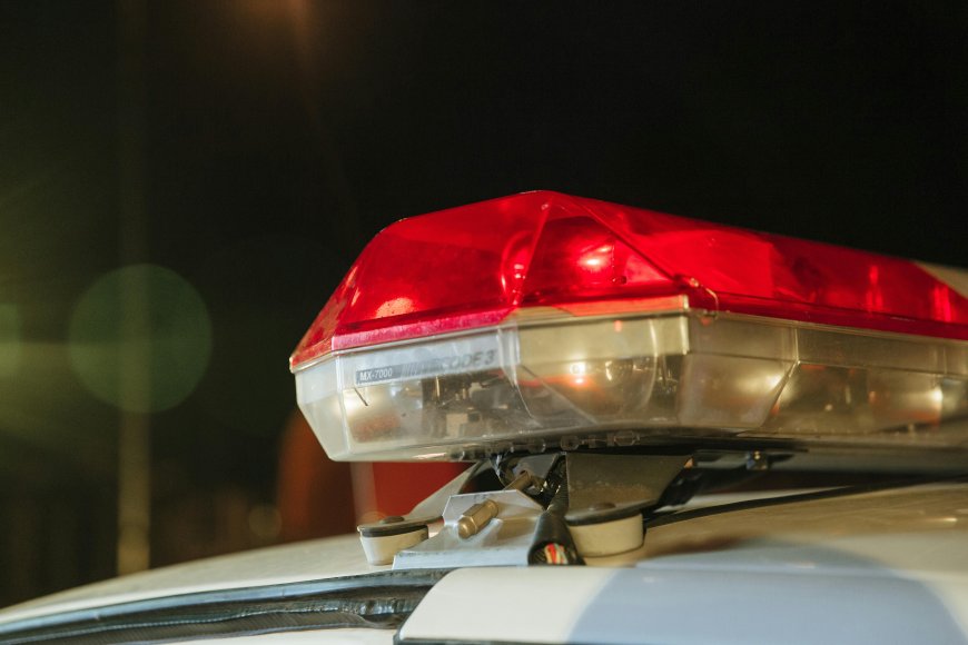 BĂRBAT REȚINUT PENTRU VIOLENȚĂ ÎN FAMILIE