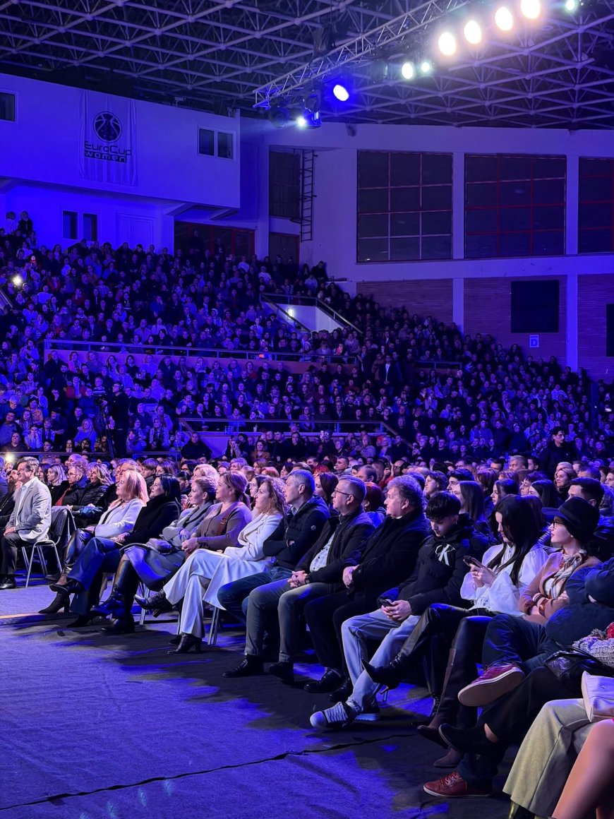 Aradul sărbătorește tradiția și cultura la Sala Polivalentă