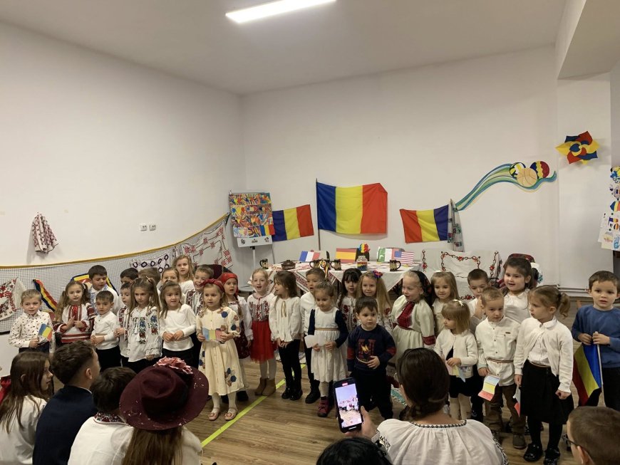 1 DECEMBRIE LA RECAȘ