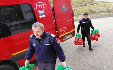 Salvatorii aduc bucurie copiilor din Lupeni