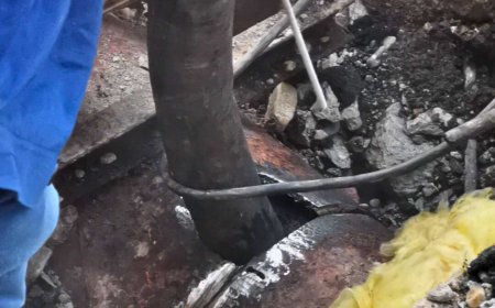 LOCUINȚE FĂRĂ APĂ CALDĂ ȘI CĂLDURĂ