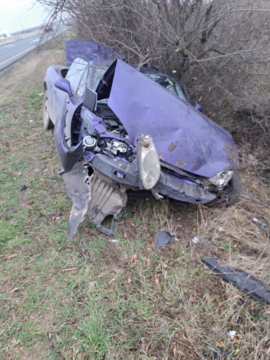Tânără de 25 de ani, rănită într-un accident pe DN 6