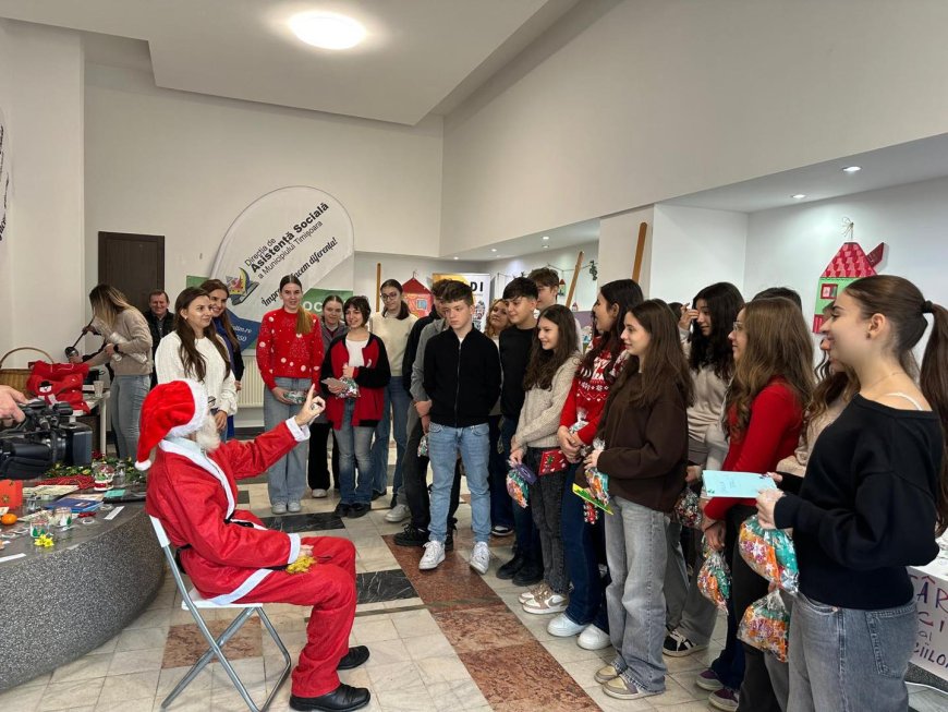 TÂRG DE CRĂCIUN CU CARACTER SOCIAL