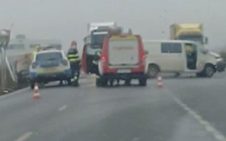 CIOCNIRE VIOLENTĂ PE O ȘOSEA DIN TIMIȘ! FEMEIE RĂNITĂ!