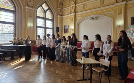 Eminescu prinde viață prin joc și teatru la „Carmen Sylva”