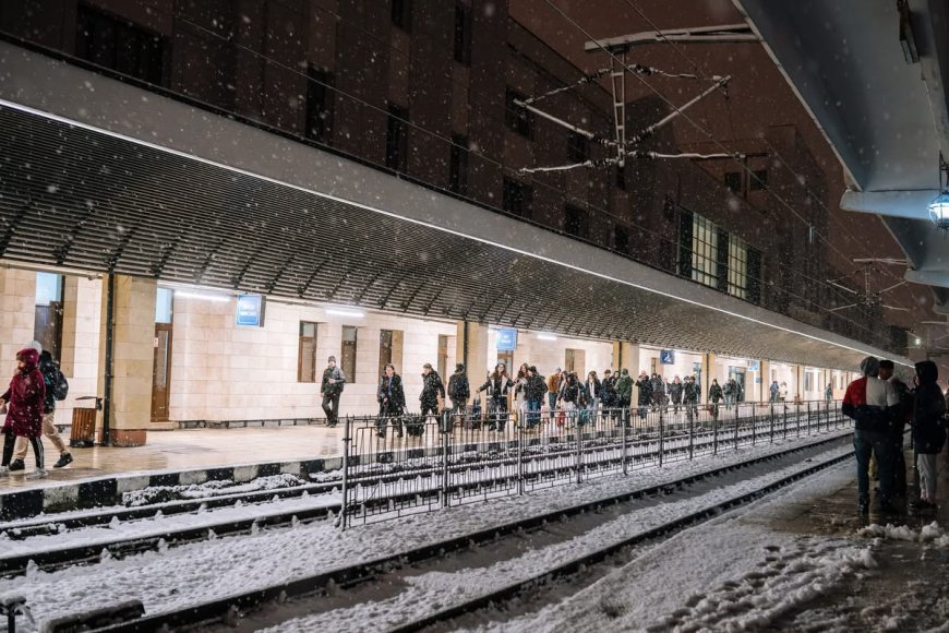 INTERVENȚII CFR ÎN VESTUL ȚĂRII, PE FONDUL AVERTIZĂRILOR METEO