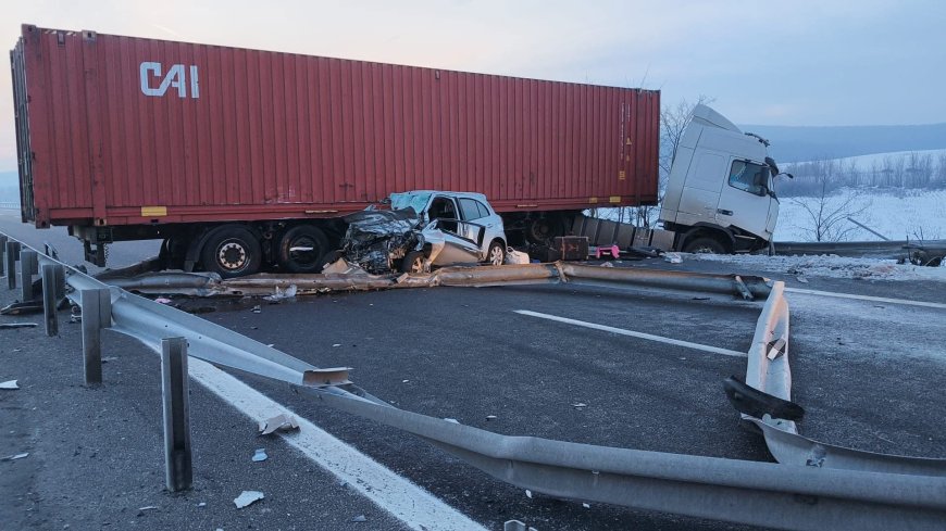 Accident pe A1, trafic blocat la Simeria