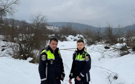 DOI POLIȚIȘTI, ÎNGERI PĂZITORI PENTRU UN BĂRBAT