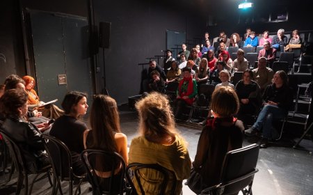 Premiera „Strada Fericirii 12A” la Teatrul Maghiar