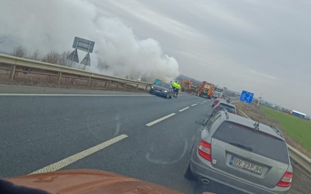 MAȘINĂ ÎN FLĂCĂRI PE DN 6