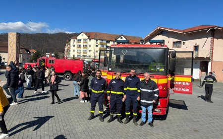 Salvatorii cărășeni mobilizează comunitatea în Săptămâna Protecției Civile