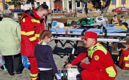 Pompierii hunedoreni continuă Săptămâna Protecției Civile