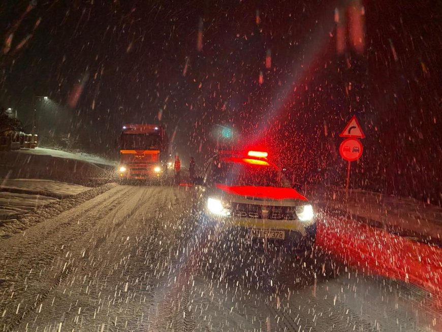SE CIRCULĂ ÎN CONDIȚII DE IARNĂ