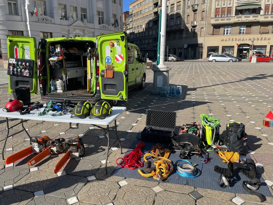 Demonstrații și exerciții interactive în centrul Timișoarei, de Ziua Protecției Civile