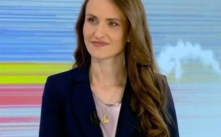 Oana Țoiu a trecut peste "pile, cumetrii și relații"