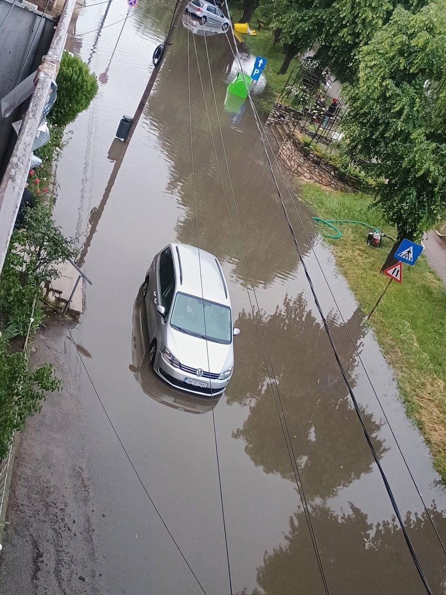 Până și ploaia a învis administrația Dobra! Zone din Lugoj, sub ape!