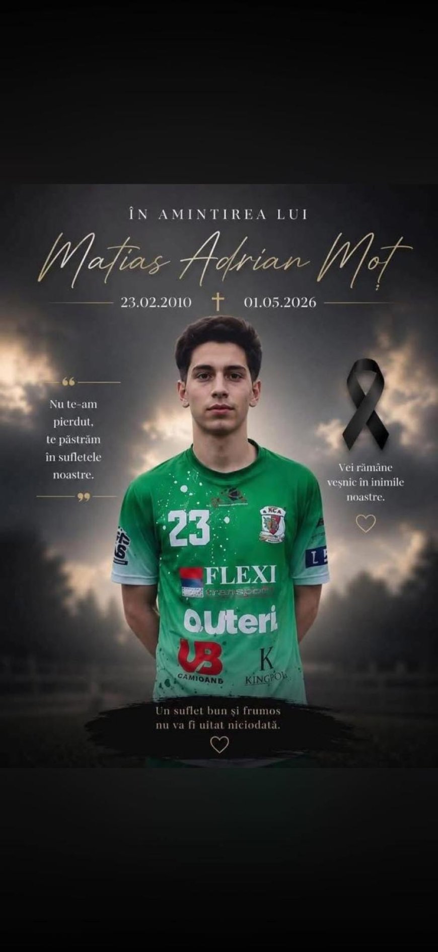 Tragedie în Dumbrăvița. Un fotbalist de 16 ani a murit lovit de o mașină pe o stradă fără trotuare