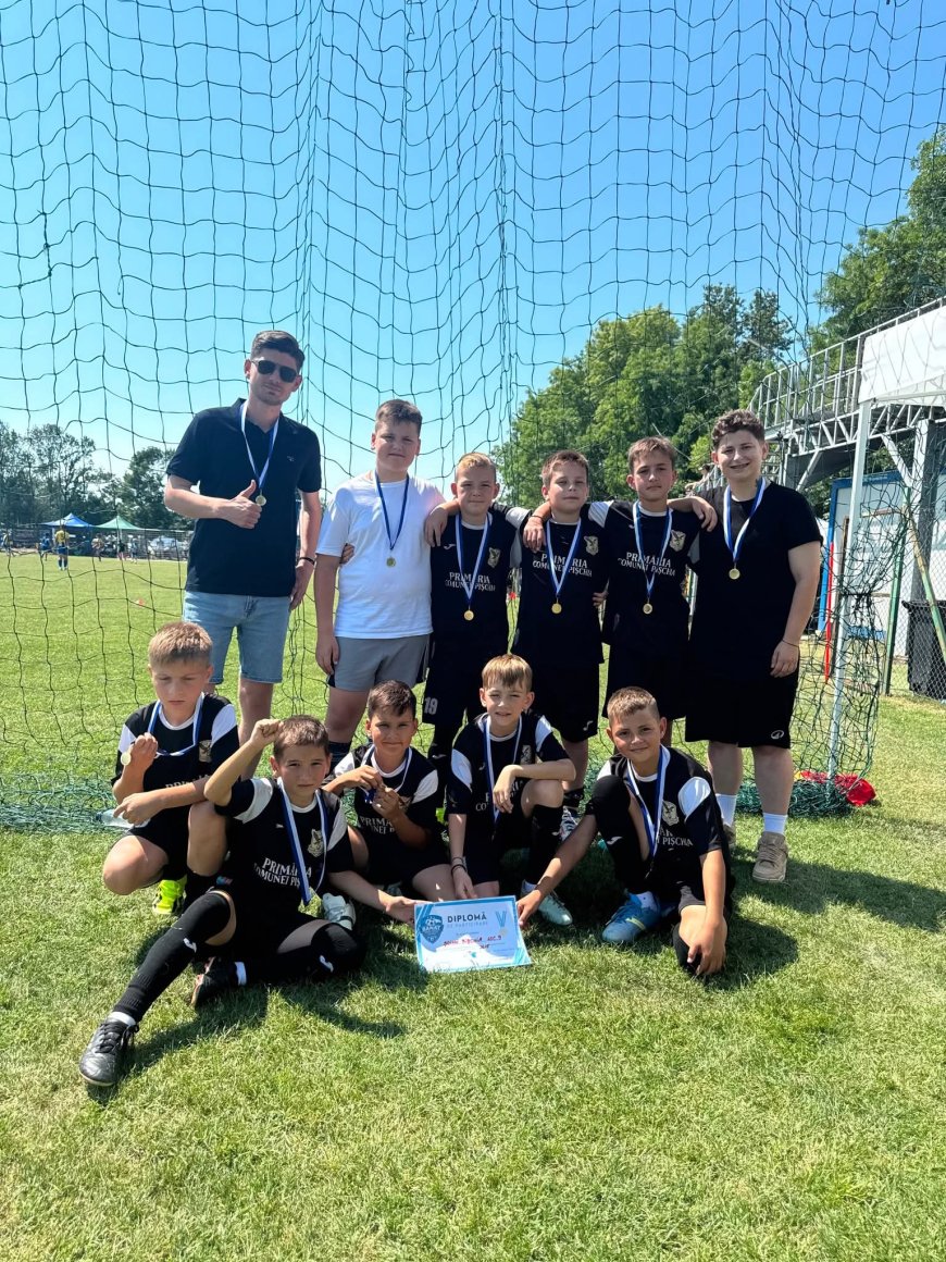 Banat Football Festival a transformat Sacoșu Turcesc în capitala fotbalului juvenil. 64 de echipe și sute de copii uniți de pasiunea pentru sport