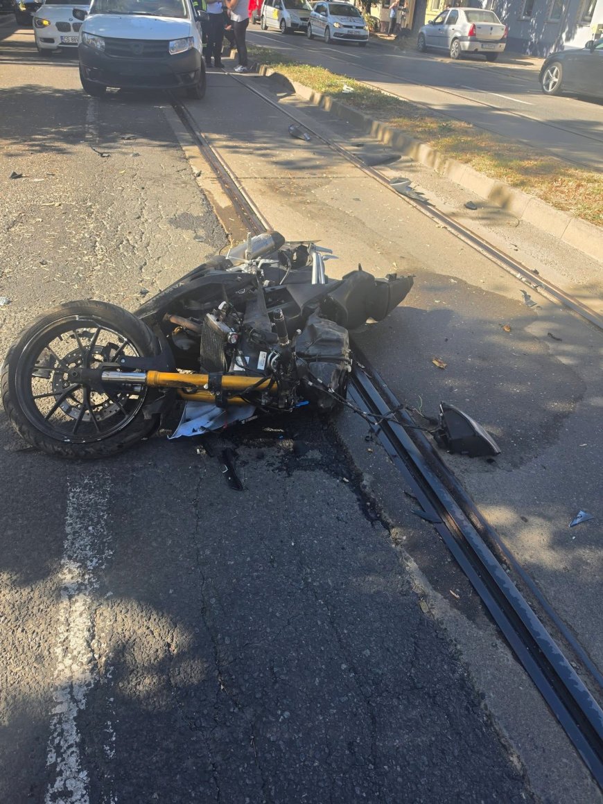 Accident între o motocicletă și un autoturism la Reșița