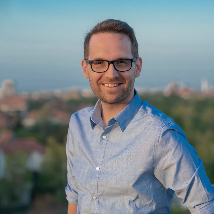 Dominic Fritz îndeamnă USR-ul să nu accepte guvernarea cu PSD